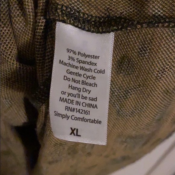 Lularoe Amelia - Picture 3 of 3